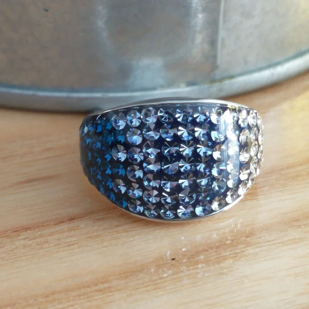 Ring - Picture 1 of 3